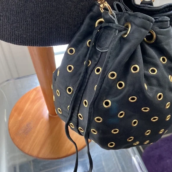 CC SKYE MINI DUFFLE BAG - Picture 6 of 13